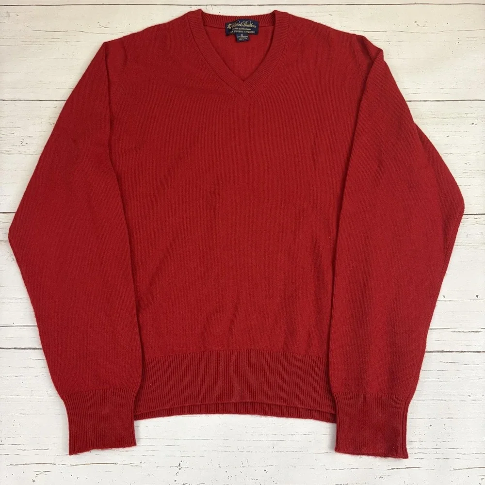 Brooks Brothers Sweater Mens M Red 3-Ply Scottish Cashmere V-Neck Knit